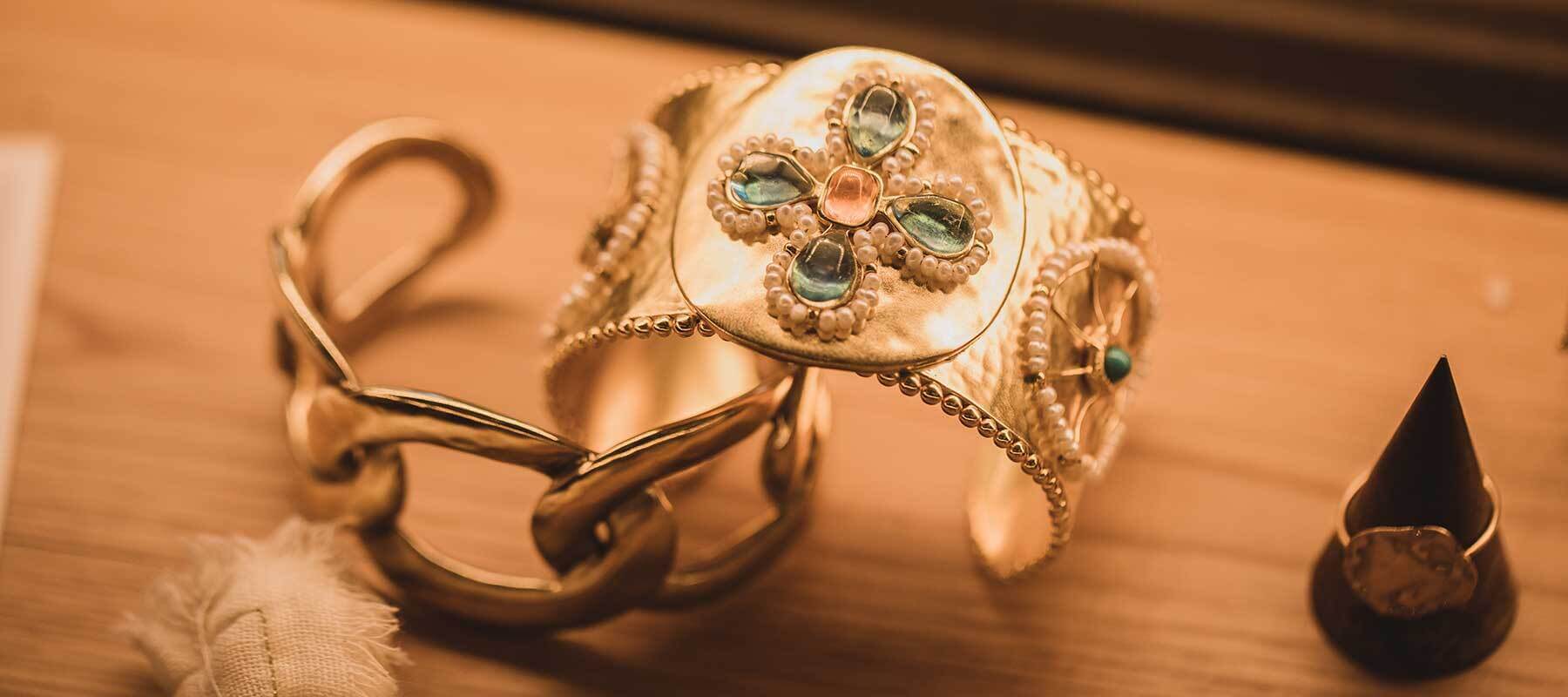 20 conseils essentiels pour entretenir ses bijoux et qu&rsquo;ils durent toute une vie