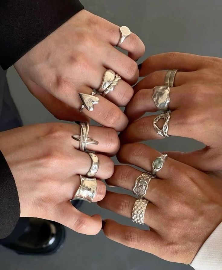 Bijoux conceptuels en argent : une nouvelle forme d’expression personnelle
